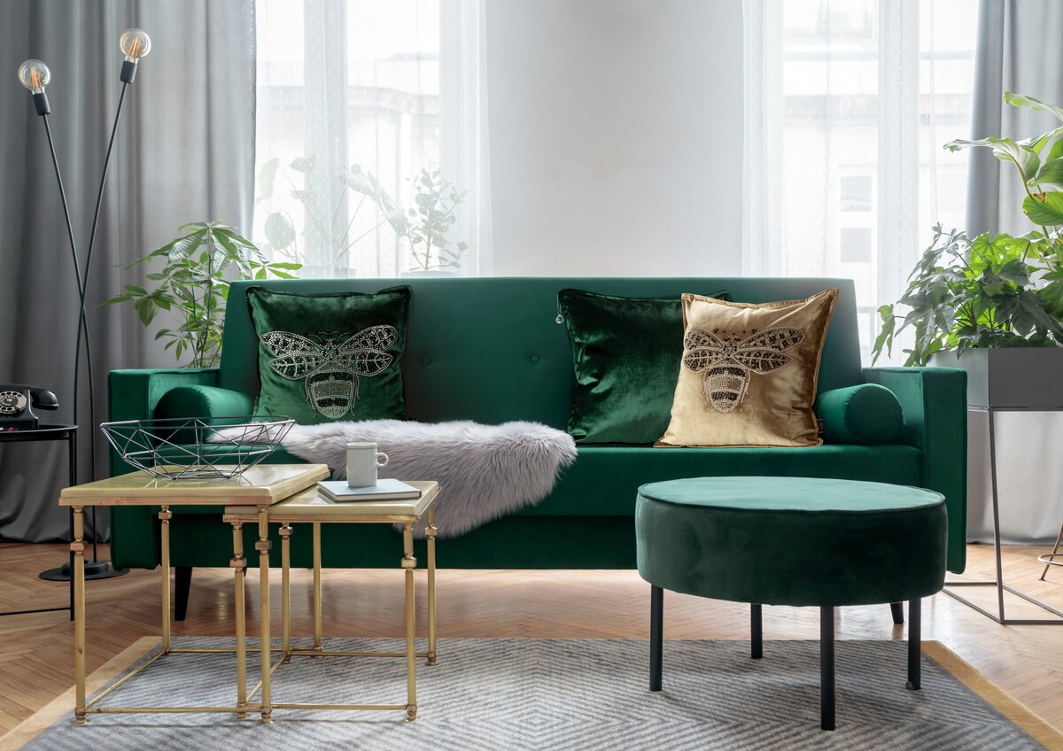 jakie poduszki do zielonej kanapy