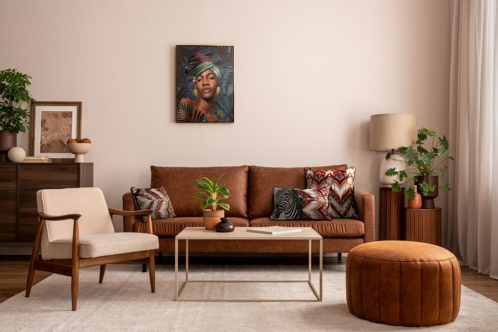 jakie zasłony do beżowych ścian i brązowych mebli