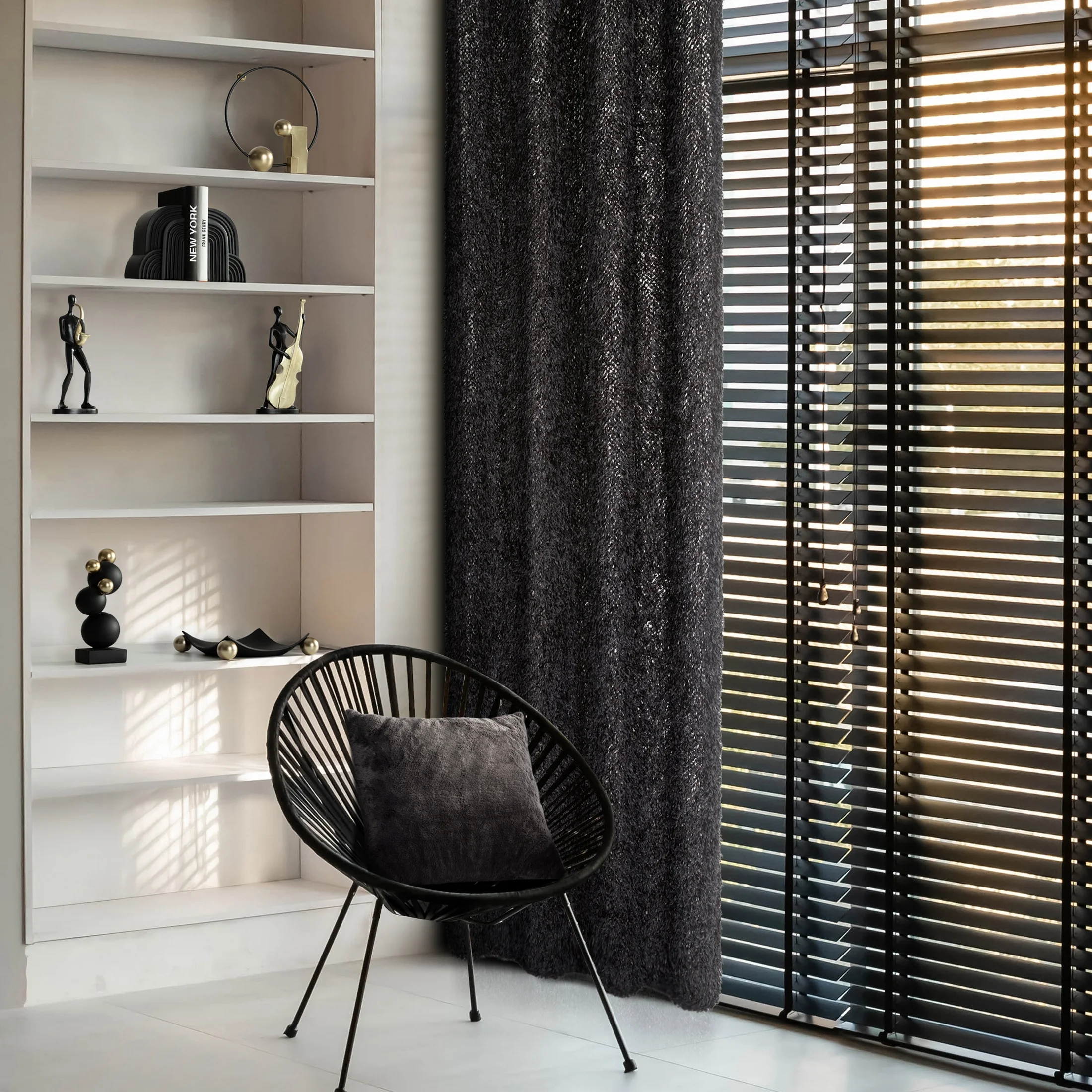 Dekoracyjna podpórka do książek Eurofirany