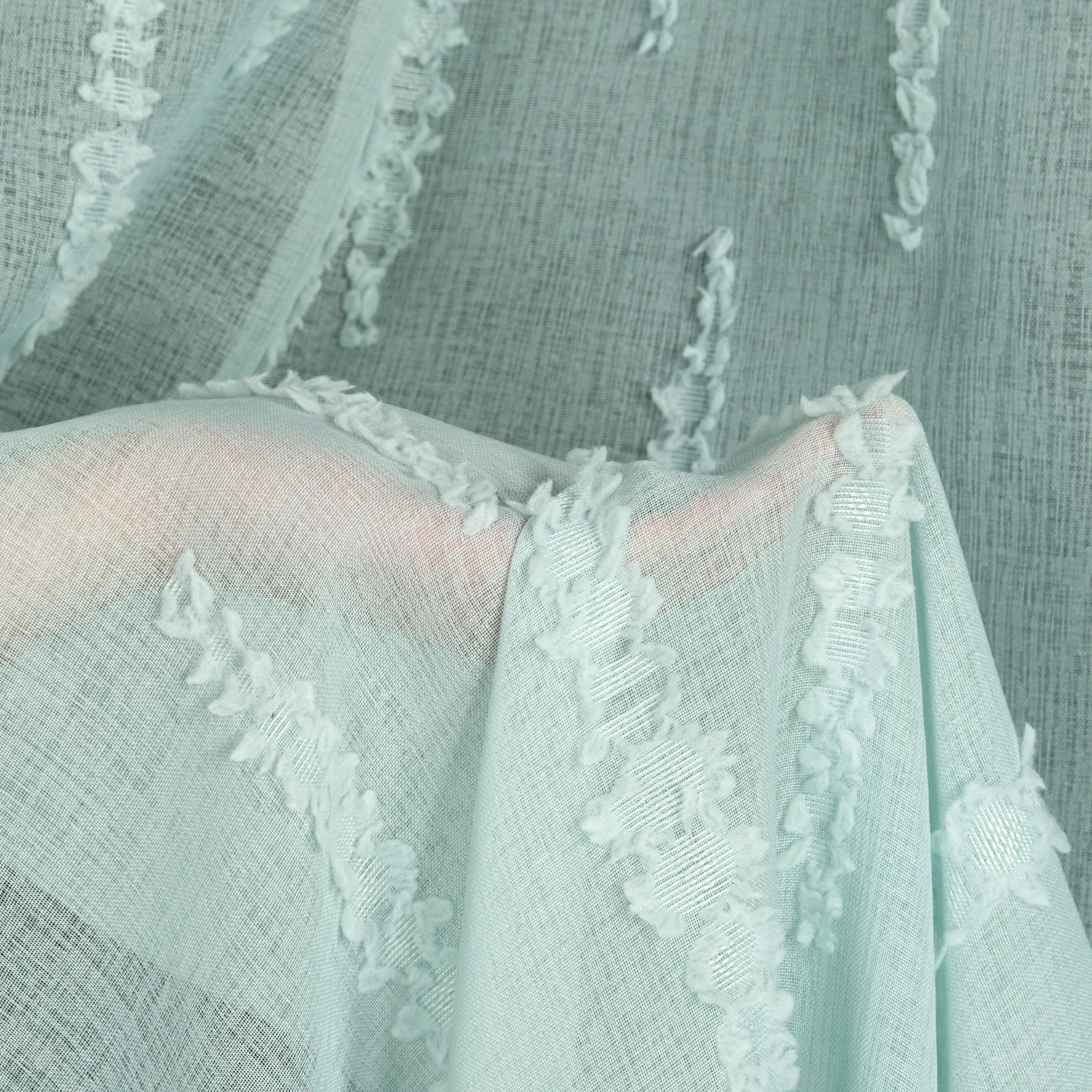 Firana miętowa zdobiona aplikacją 140x250 cm przelotka ALENI Eurofirany