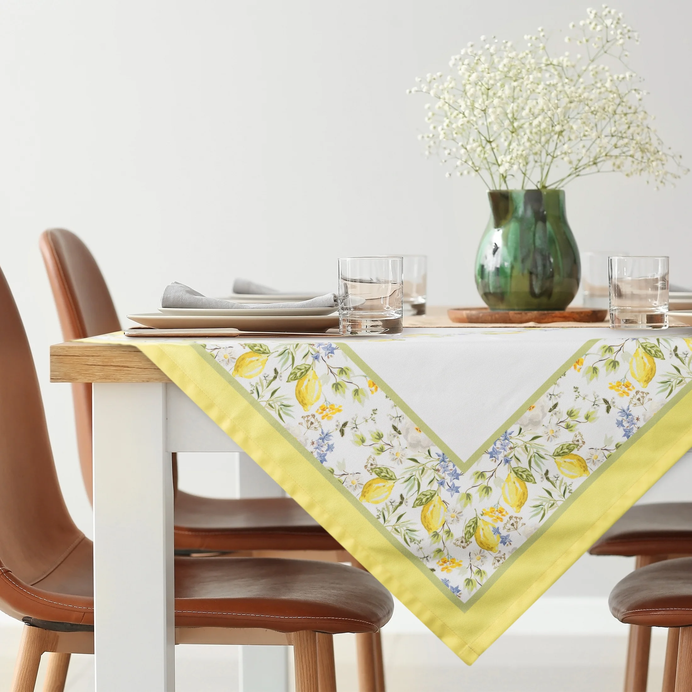 Obrus na stół 90x90 cm jasnokremowo, żółty w letni motyw cytryn SUMMER 16 Eurofirany