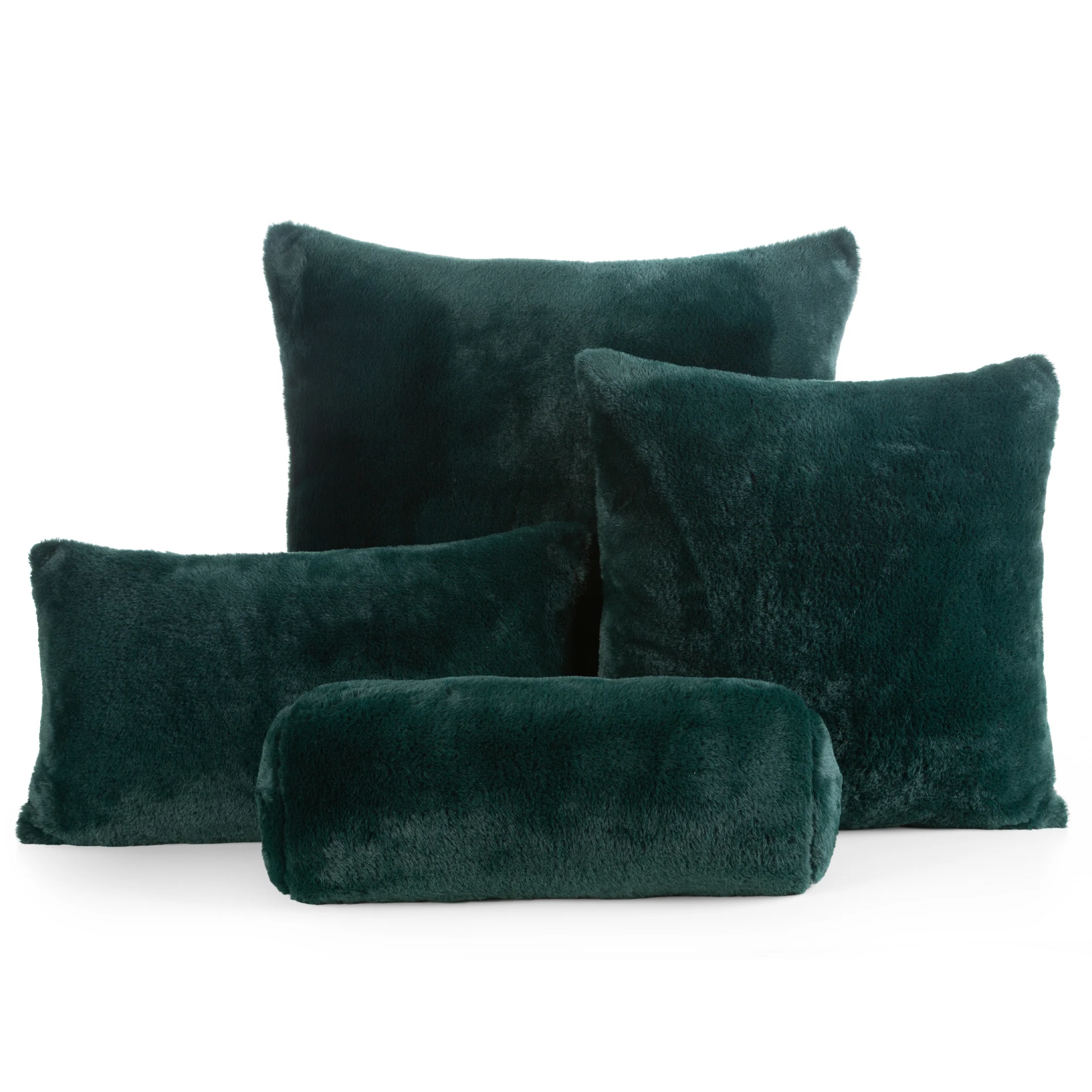 Poszewka na poduszkę 60x60 cm ciemnozielona z miękkiej futrzanej tkaniny NINA Eurofirany