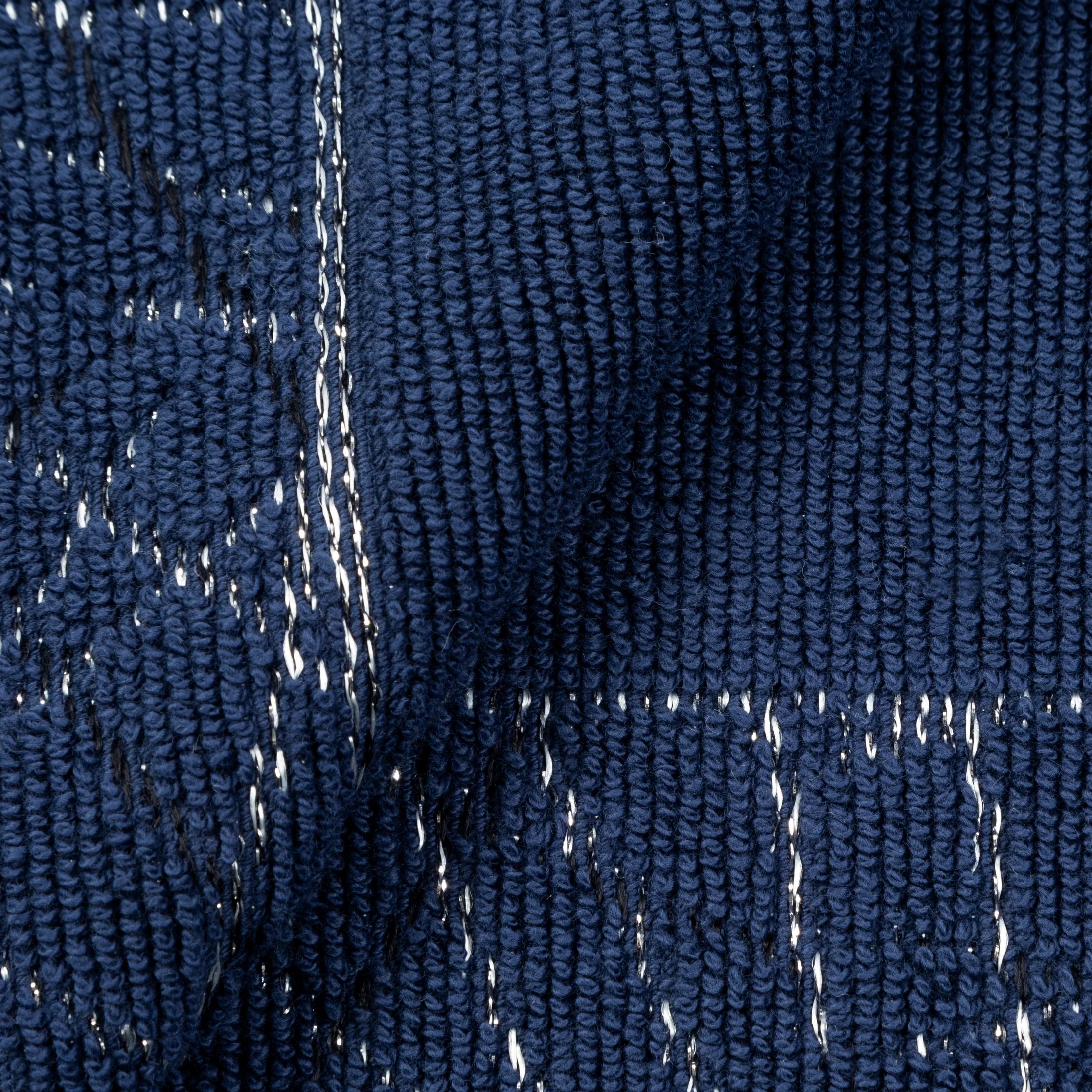 Dywanik łazienkowy NIKA z bawełny z geometrycznym błyszczącym wzorem Eurofirany