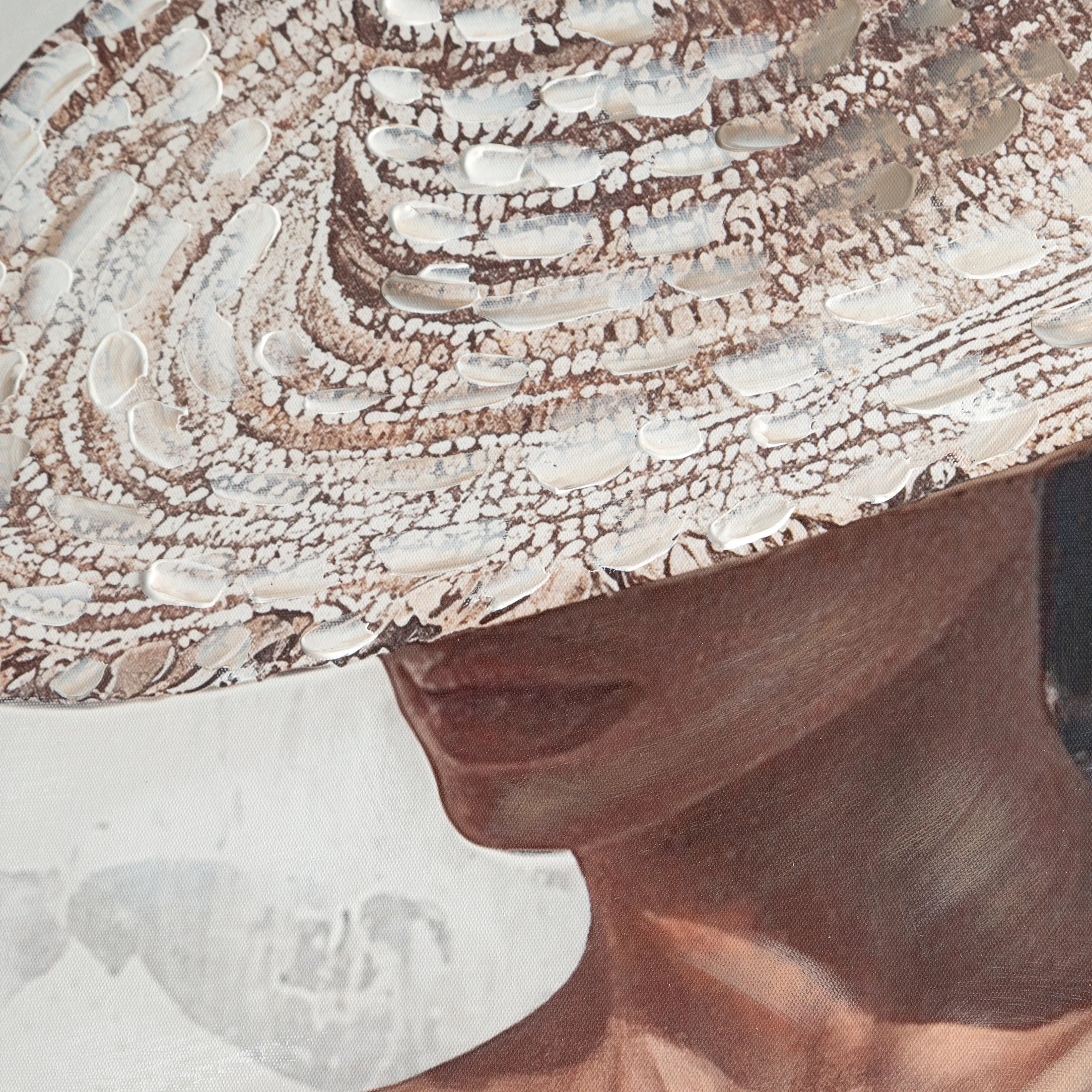 Obraz kremowo, beżowy ręcznie malowana kobieta na płótnie oprawiony w ramę 80x120 cm Eurofirany