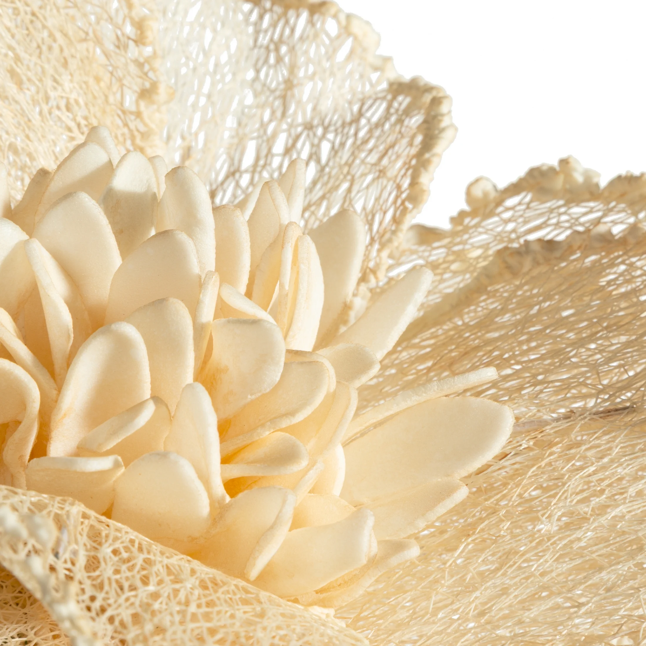 Kwiat sztuczny jasnobeżowy z siateczki 85 cm Eurofirany