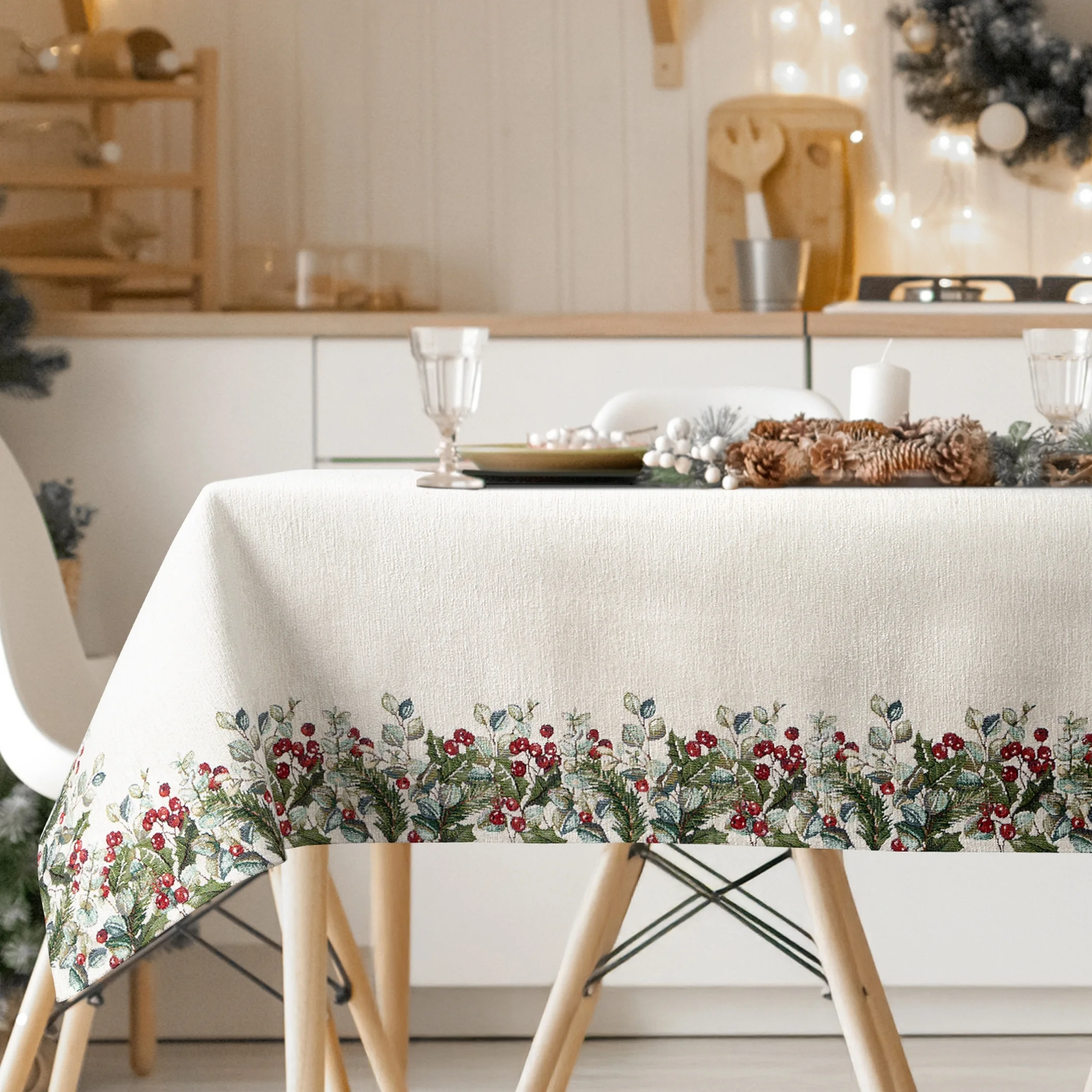 Świąteczny obrus kolor zielono, czerwony 140x220 cm szenilowy tkany motywem świątecznym Eurofirany