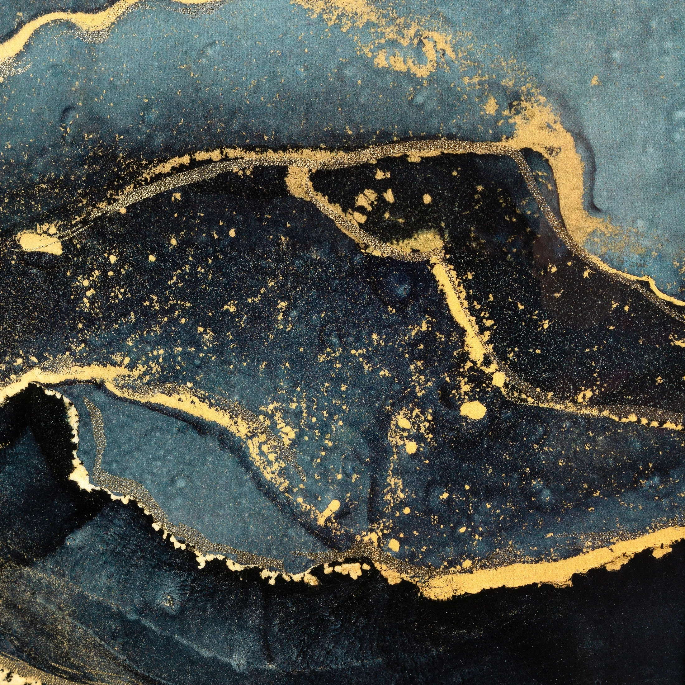 Obraz w stylu abstrakcyjnym ze złotymi akcentami