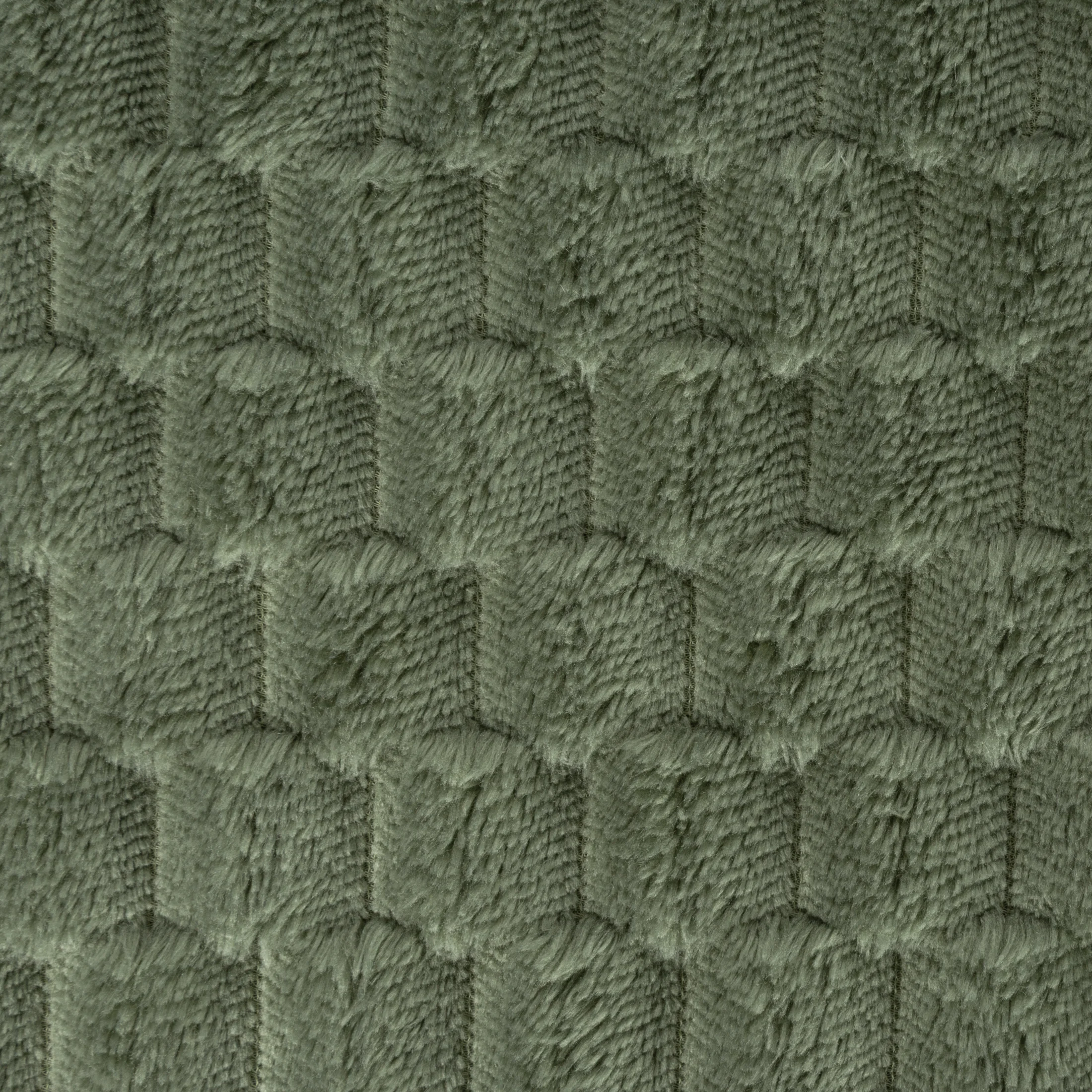 Narzuta na fotel-koc 70x160 cm ciemnooliwkowy miękka i miła w dotyku z wytłaczanym wzorem 3D CINDY 6 DESIGN 91 Eurofirany