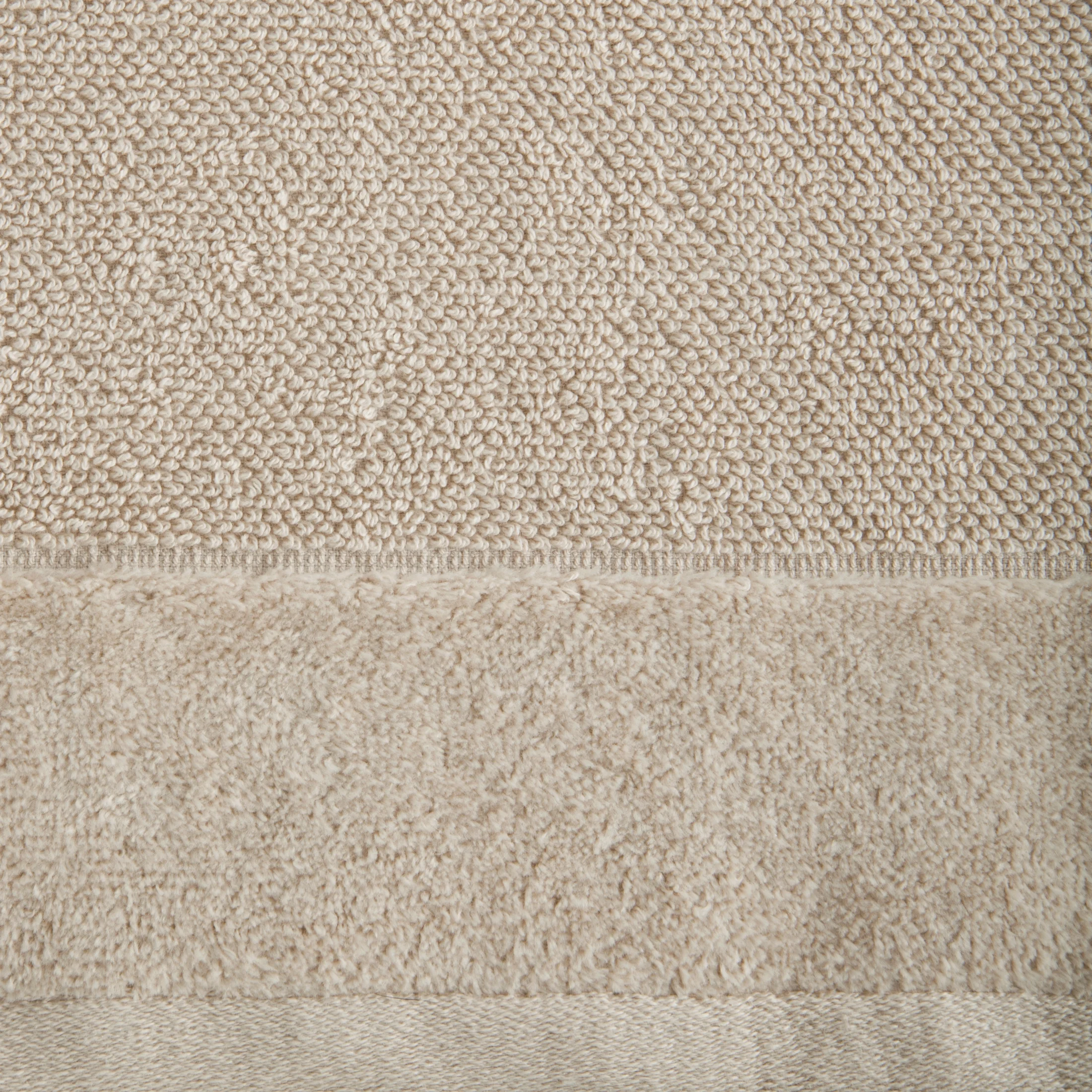 Ręcznik do rąk FERO z welwetową bordiurą beżowy 30x50 cm Eurofirany