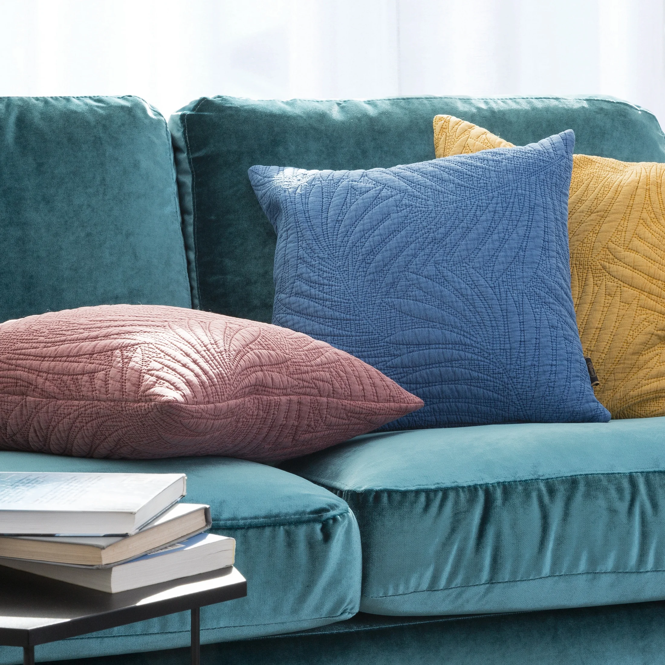 Poszewka na poduszkę 45x45 cm stonewashed pikowana metodą hot press niebieska STONE EUROFIRANY PREMIUM