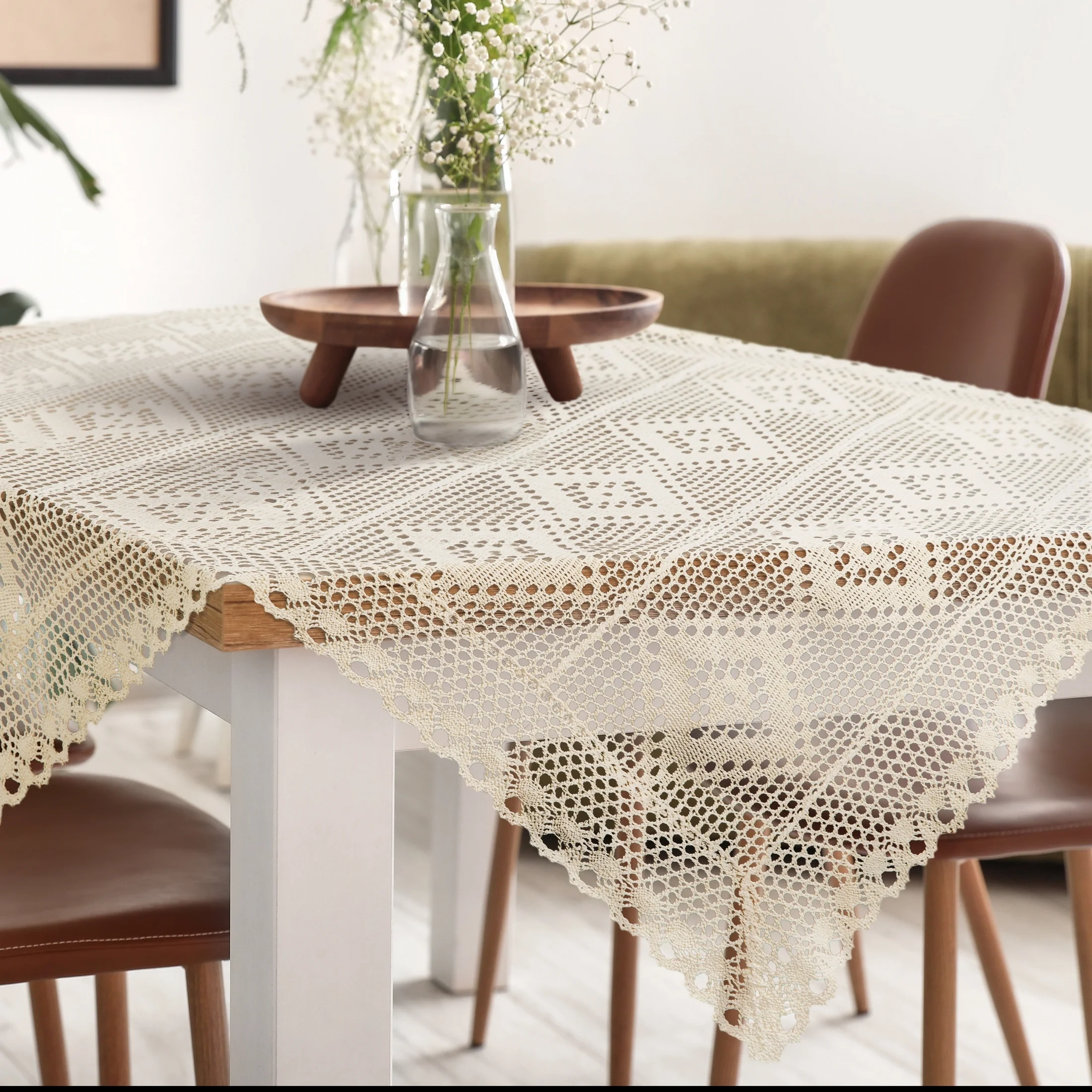 Bieżnik na stół 85x85 cm jasnobeżowy ażurowy OLIVIA w stylu boho Eurofirany