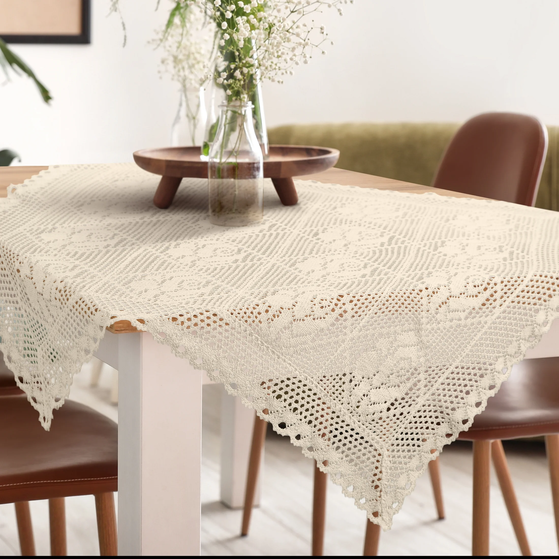 Bieżnik na stół 85x85 cm jasnobeżowy ażurowy ROSALY w stylu boho Eurofirany