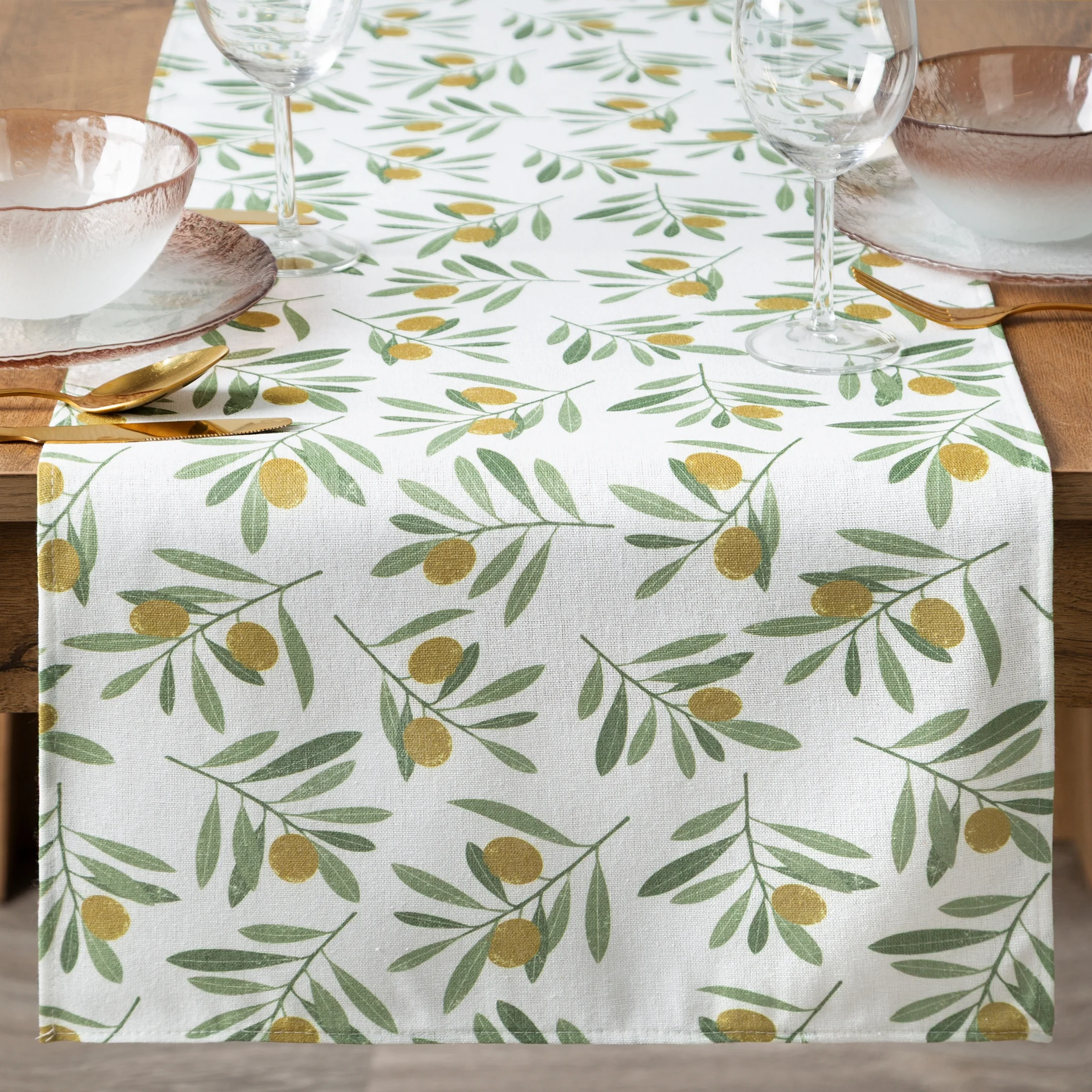 Bieżnik na stół plamoodporny 40x140 cm biało, zielony z motywem oliwek - ERIN Eurofirany