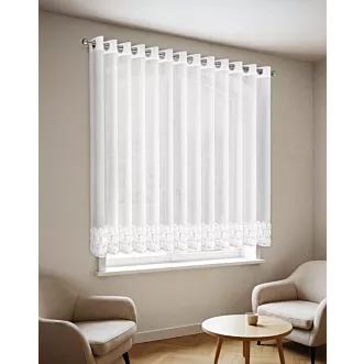 Firana biała z szyfonu zdobiona aplikacją 3D w róże 400x160 cm przelotka - ROSES - Eva Minge Eurofirany