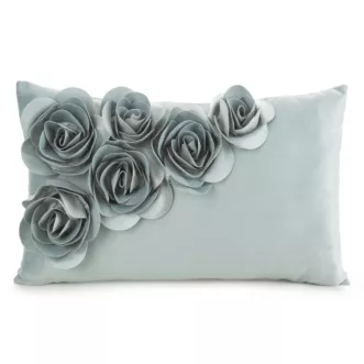 Poszewka na poduszkę 30 x 50 cm welwetowa kolor miętowy zdobiona aplikacja w róże Eurofirany
