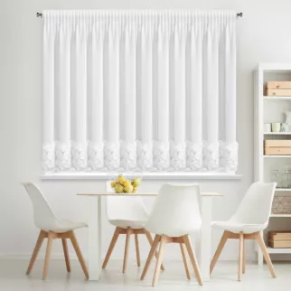 Firana biała zdobiona pasem aplikacji 3D róż 300x120 cm taśma ROSES Eva Minge Eurofirany