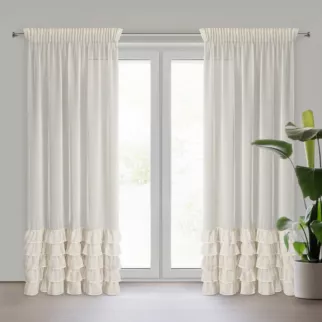 Firana beżowa z etaminy zdobiona falbanami i lśniącym pasem kryształków 140x270 cm taśma CARLI Eurofirany