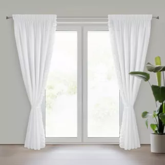 Komplet 2 szt. firan białych z szyfonu zdobiona pasem 3D róż, troczek w zestawie 140x270 cm taśma - ROSES Eva Minge Eurofirany