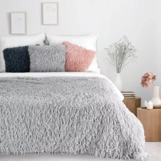 Koc z przyjemnego futerka 130x170 cm srebrny ADORE Eurofirany
