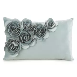 Poszewka na poduszkę 30 x 50 cm welwetowa kolor miętowy zdobiona aplikacja w róże Eurofirany