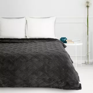 Koc flano 150x200 cm stalowy zdobiony wytłaczanym wzorem CARO DESIGN 91 Eurofirany