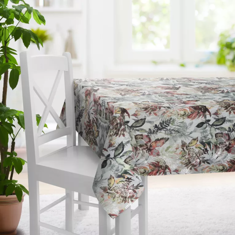 Obrus szyty biało rudy miękka, welwetowa, z nadrukowanym motywem botanicznym i błyszczącymi elementami