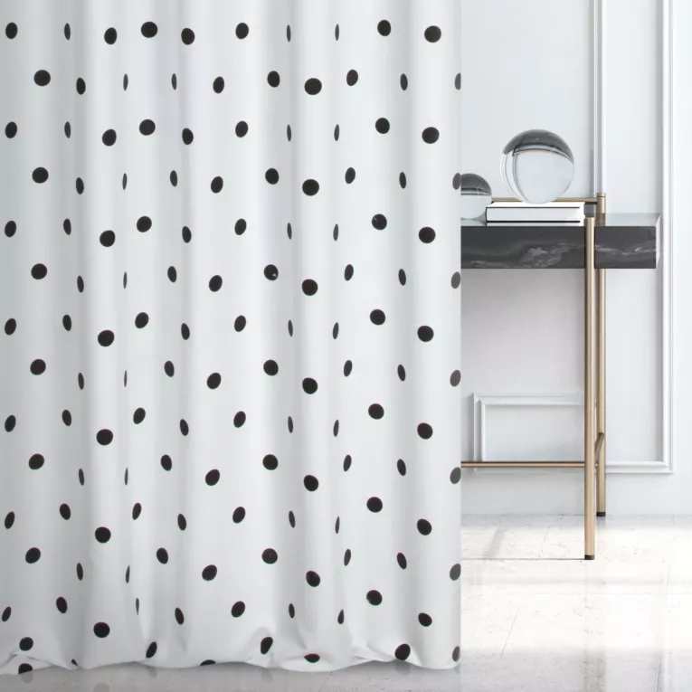 Zasłona szyta na taśmie 8 cm biało czarna z miękkiej tkaniny z nadrukiem w kropki