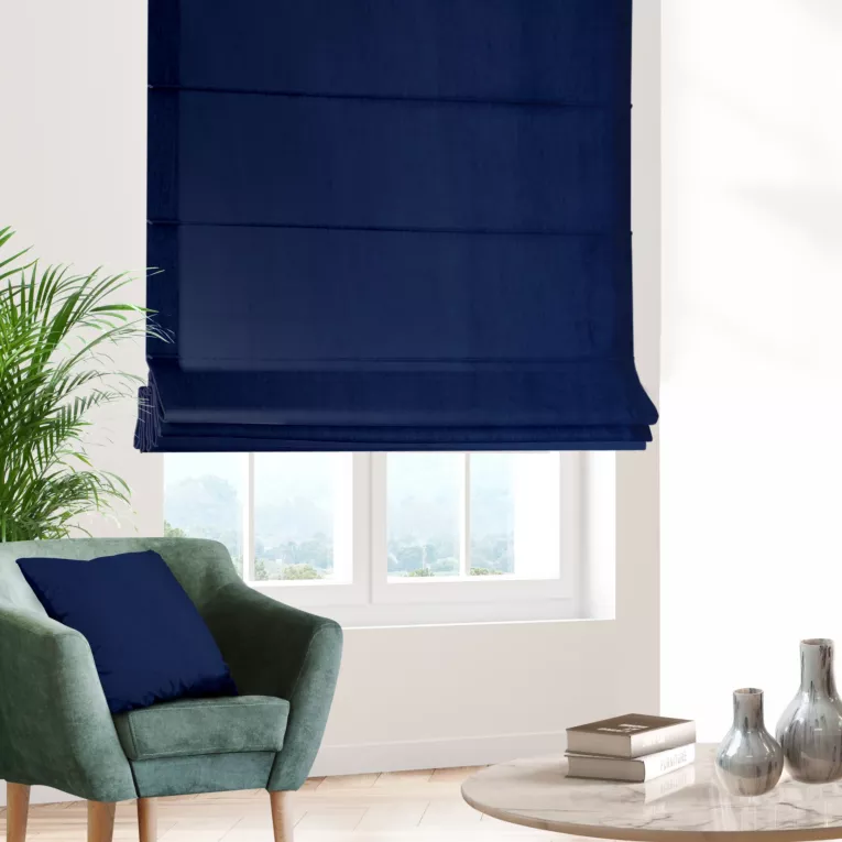 Roleta rzymska ciemnogranatowa z miękkiej tkaniny welwetowej