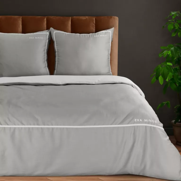 Pościel 220x200 cm z makosatyny bawełnianej kolor szary, biały z tasiemką welwetową EVA 9 Eva Minge Eurofirany