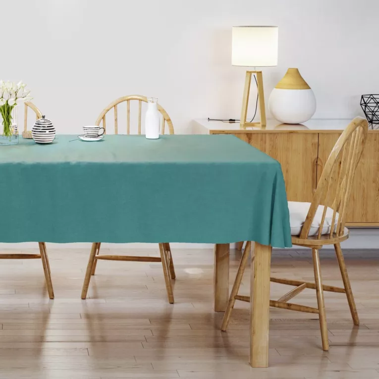 Obrus szyty ADESSA ciemnoturkusowy z miękkiej tkaniny o welurowej strukturze