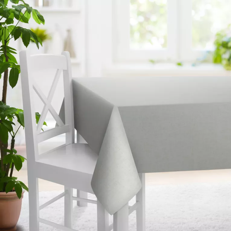 Obrus na wymiar popielaty z tkaniny blackout zaciemniającej w 100% o naturalnej strukturze