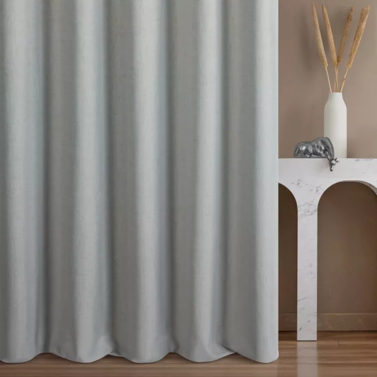 Zasłona szyta na taśmie fala popielata z tkaniny blackout zaciemniającej w 100% o naturalnej strukturze