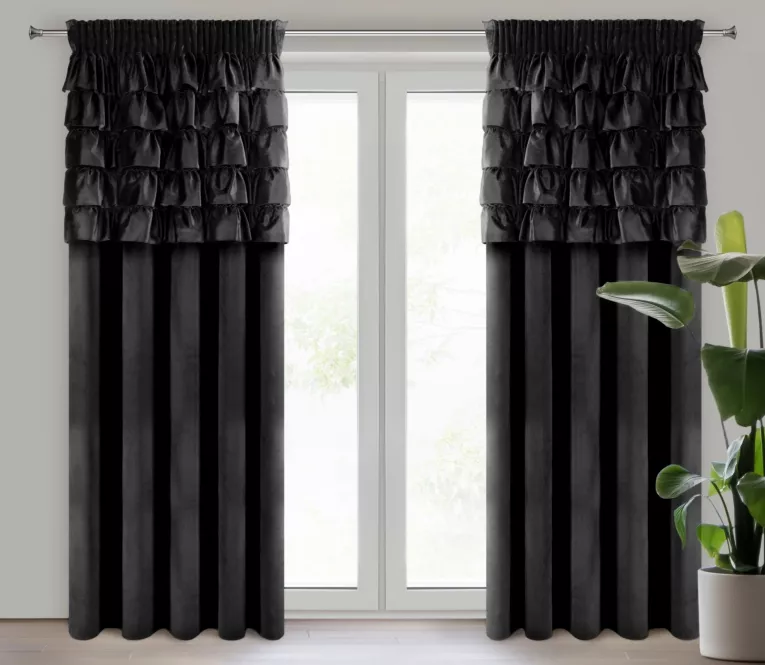 Zasłona czarna zdobiona falbanami z welwetu 140x270 cm taśma AURA Eurofirany