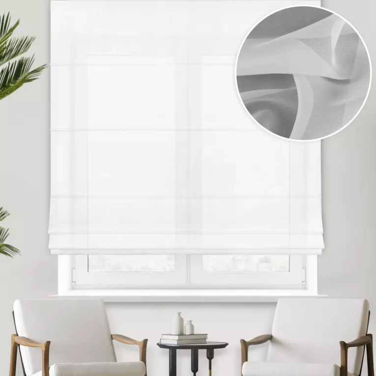 Roleta rzymska jasnokremowa z delikatnej, miękkiej w dotyku żorżety, wykończonej obciążnikiem