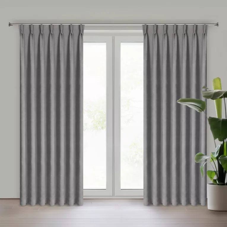 Zasłona grafitowa z tkaniny welurowej 280x280 cm szerokość po zmarszczeniu flex 1:2 Dora Eurofirany