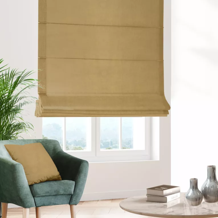Roleta rzymska ENYA jasnobrązowa z miękkiej półmatowej tkaniny welwetowej