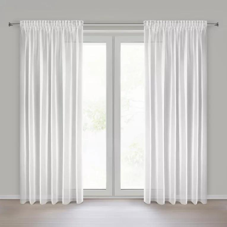 Firana biała z lekkiej i błyszczącej tkaniny 135x270 cm taśma SYLVIA ELLA LINE Eurofirany