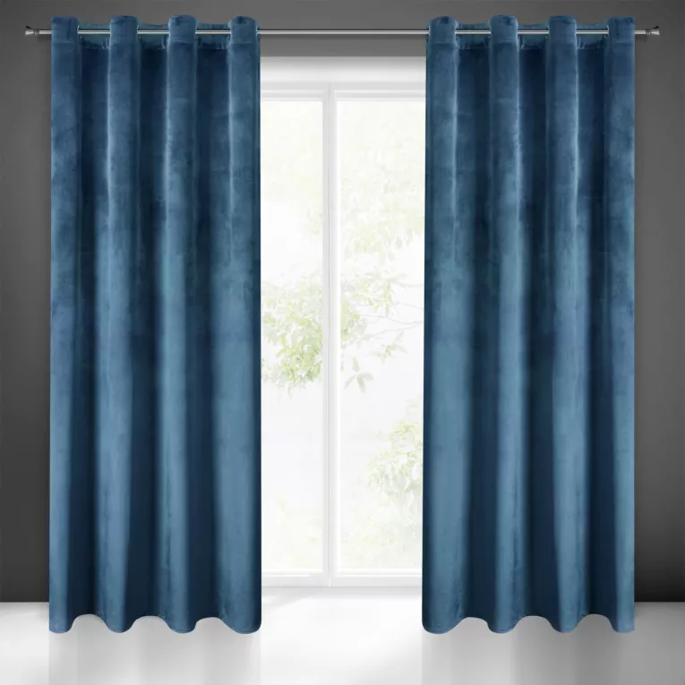 Zasłona granatowa z miękkiego welwetu 140x250 cm przelotka SUZANA Eurofirany