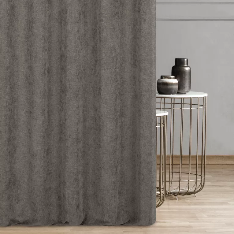 Miękka szenilowa tkanina zasłonowa o strukturalnym splocie i subtelnym połysku Eurofirany