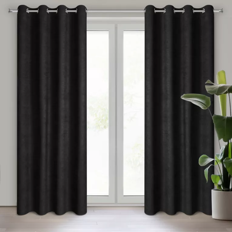 Zasłona czarna z tkaniny welurowej 560x220 cm przelotka - Dora Eurofirany