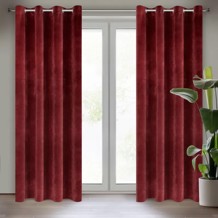 Zasłona ciemnobordowa z ekskluzywnego matowego welwetu 140x250 cm przelotka RIA Diva Line Eurofirany