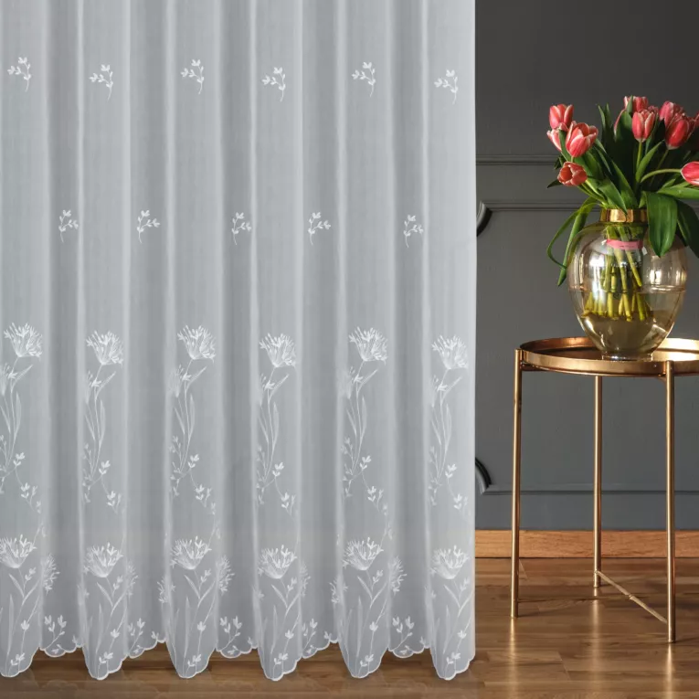 Tkanina firanowa, matowa z efektem deszczyku, z delikatnym haftem, Eurofirany