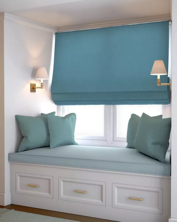 Roleta rzymska DORA - HIT błękitna z miękkiej tkaniny o welurowej strukturze