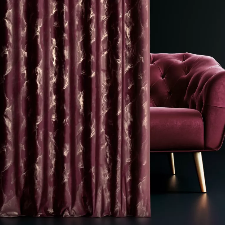 Tkanina zasłonowa welwetowa zdobiona złotym marmurkowym wzorem Eurofirany