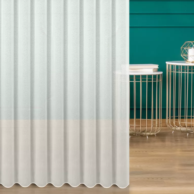 Firana szyta na taśmie 5 cm naturalna z miękkiej, matowej, półprzezroczystej tkaniny, wykończona obciążnikiem