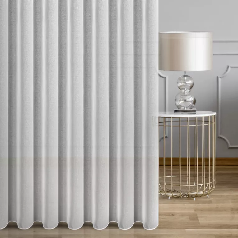 Tkanina firanowa z błyszczącej etaminy  Eurofirany