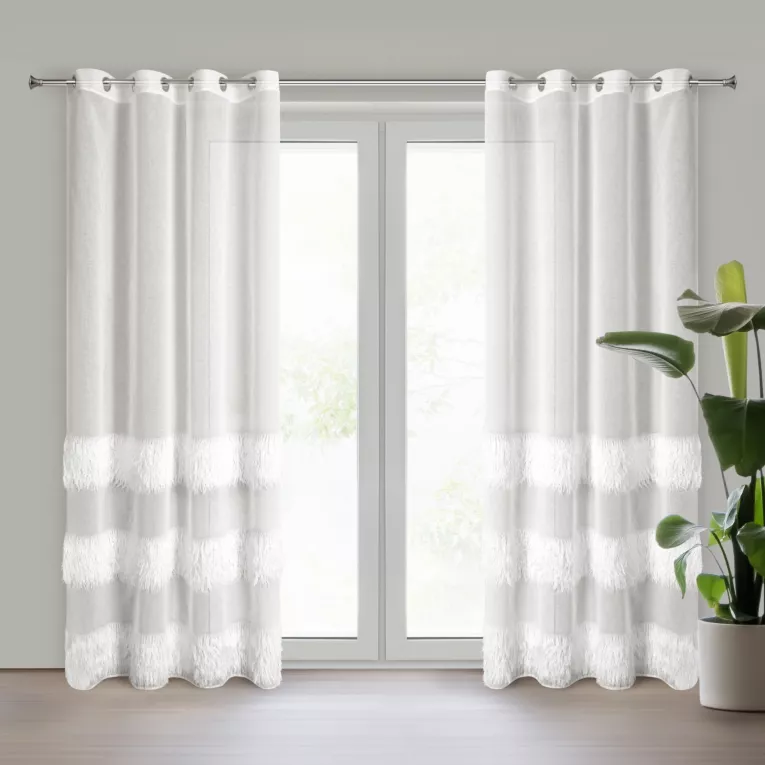 Firana kremowa z etaminy zdobiona moherową nicią wykończona trzema pasami 140x250 cm przelotka MARGARET 4 Eurofirany