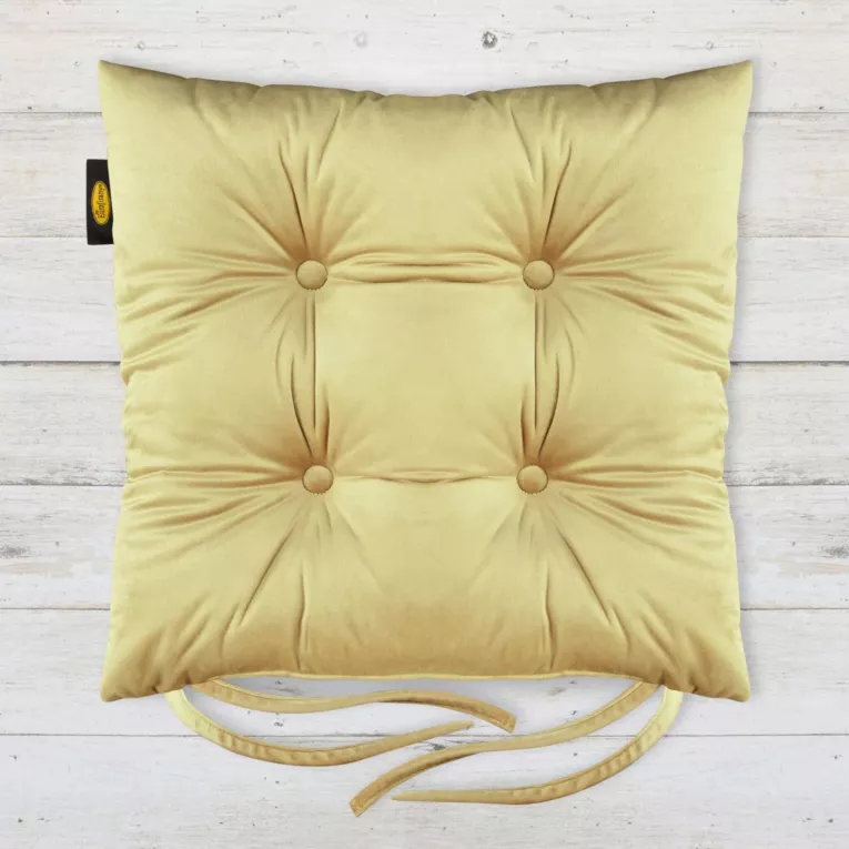 Poduszka na krzesło dwustronna 40 x 40 x 8 cm welwetowa jasnozłota z czterema pikowaniami Eurofirany