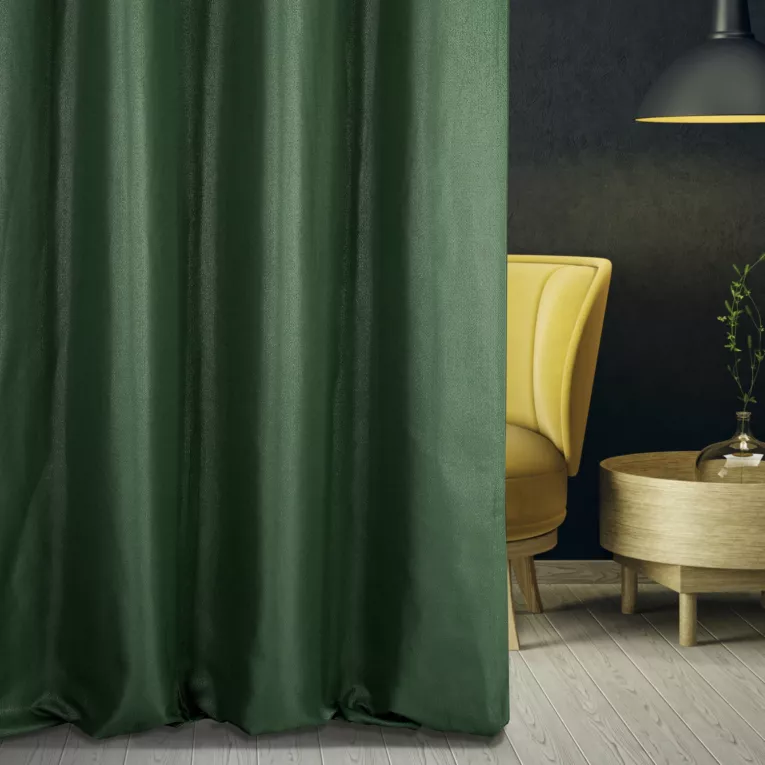 Tkanina zasłonowa z widocznym, strukturalnym wzorem i mocnym połyskiem