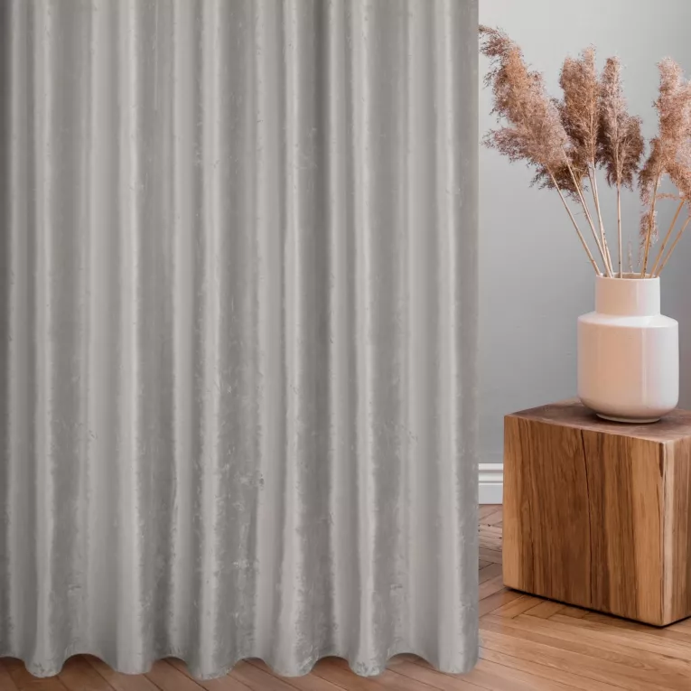 Zasłona szyta na taśmie fala srebrna z miękkiej tkaniny welwetowej z efektem kreszowania, wykończona obciążnikiem